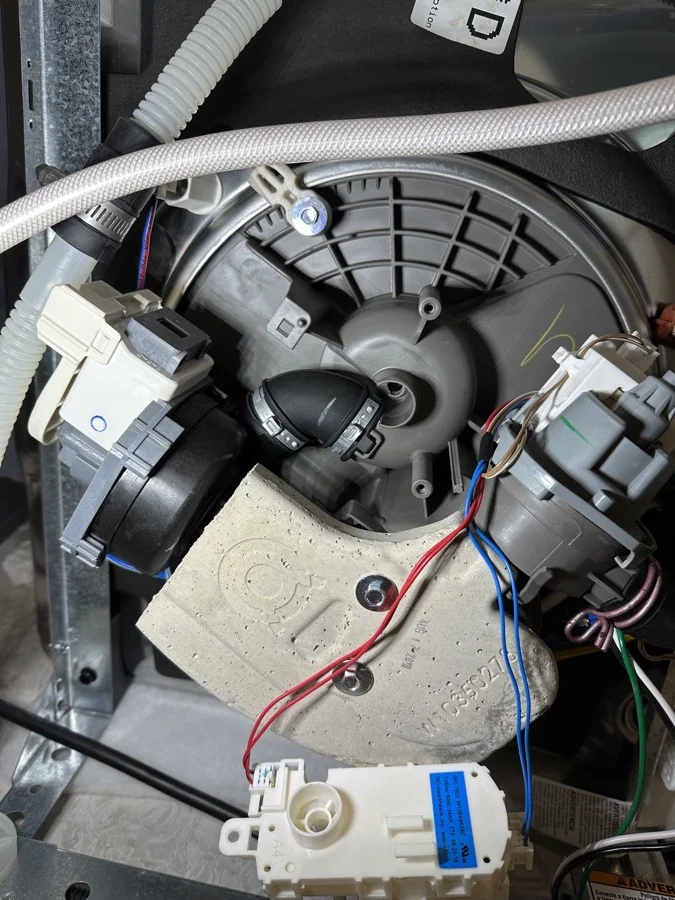 Dishwasher circulation pump repair
