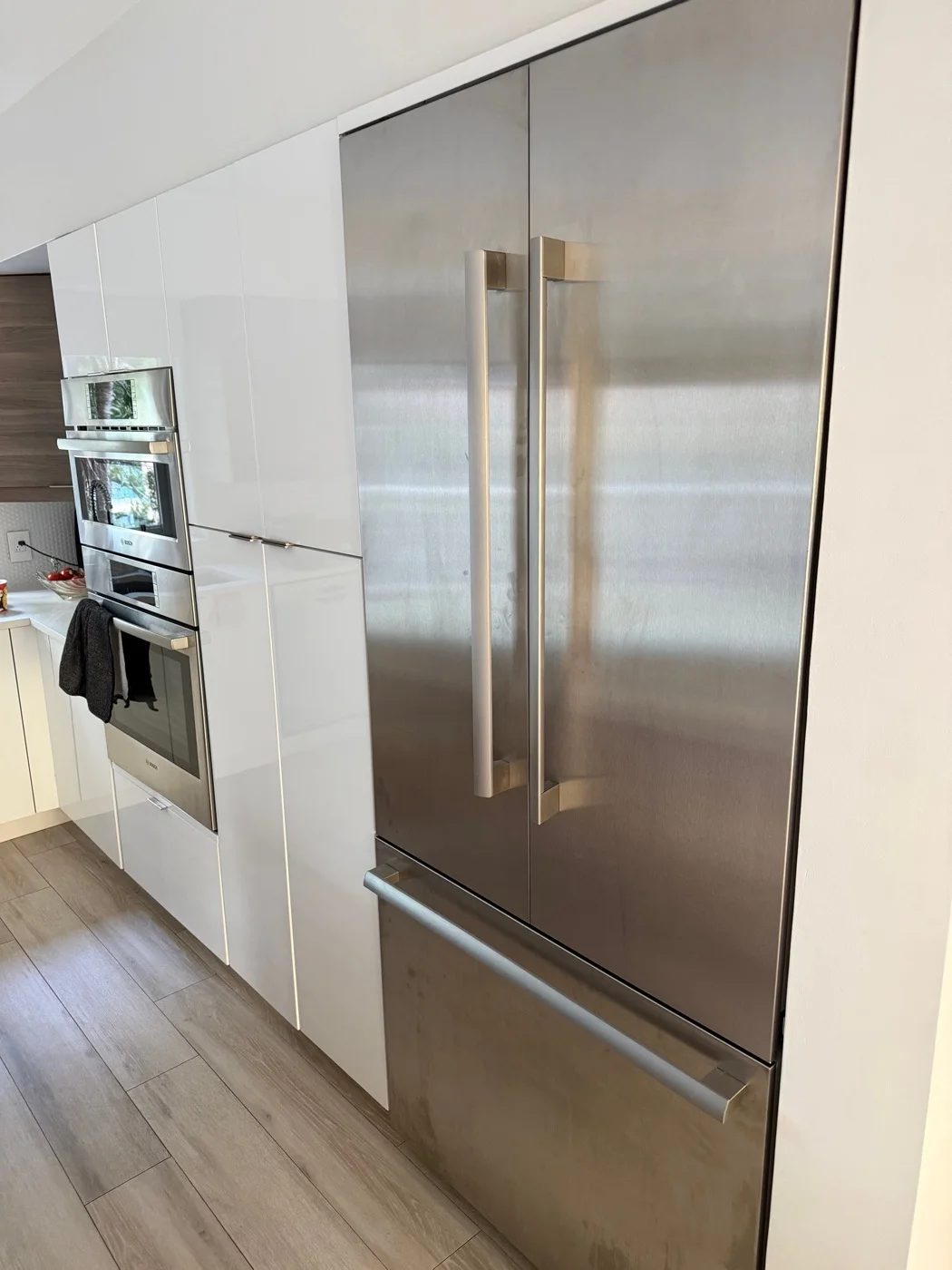 Thermador built-in refrigerator repair service